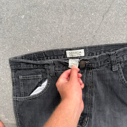 dodeca southpoles - 40x32”