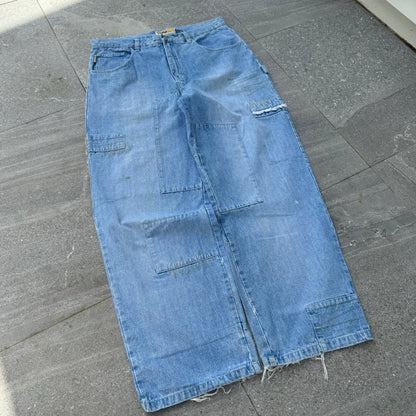 goated panelled southpoles - 36x32”