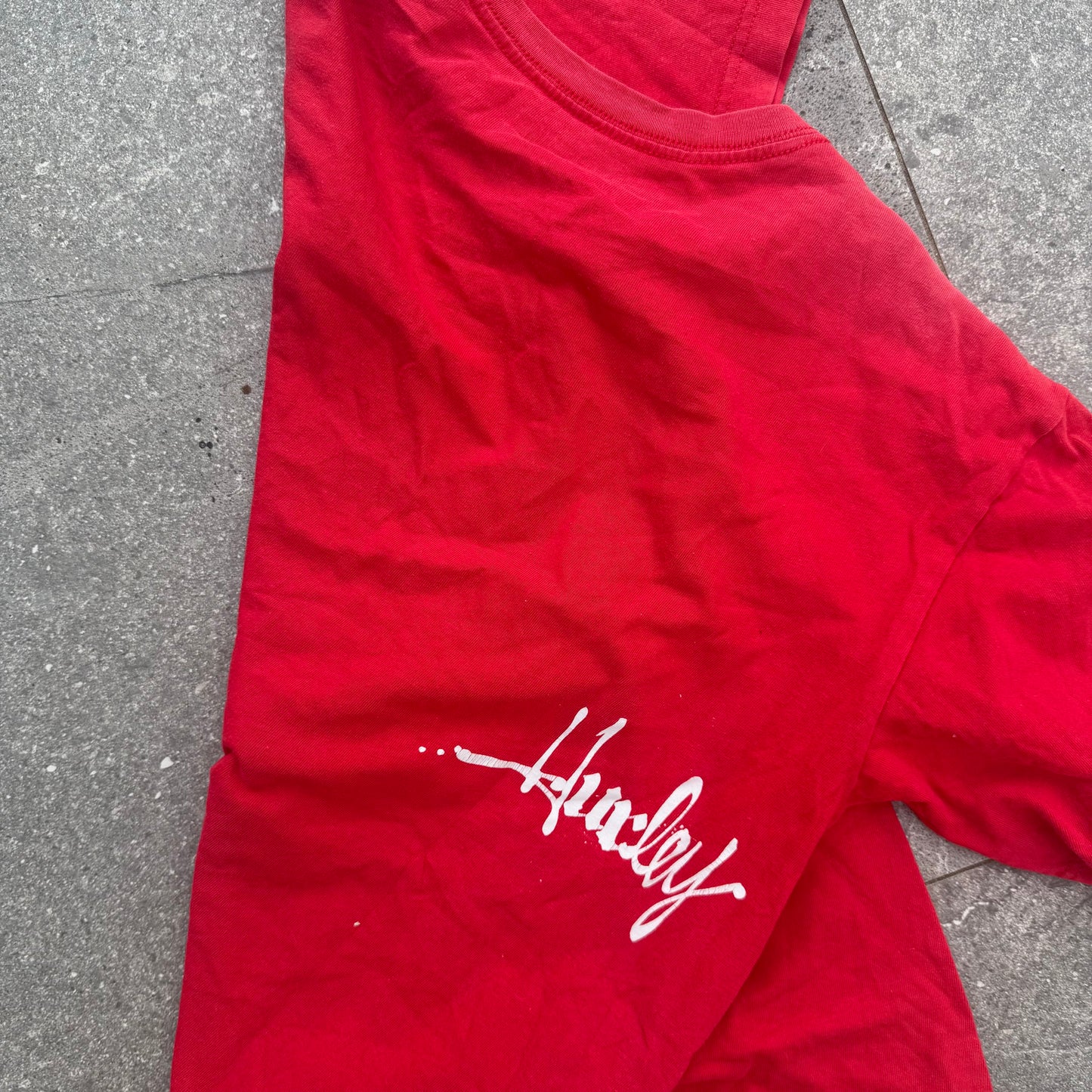 skuxxxx hurley tee - M