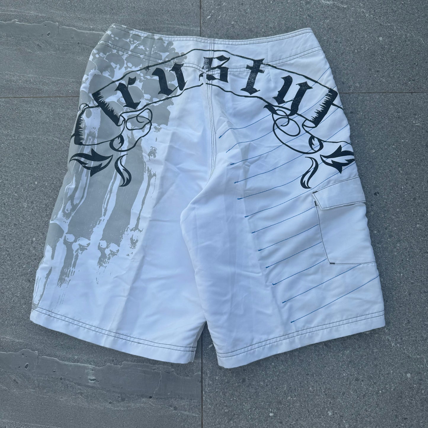 grail rusty boardies - 32x10”