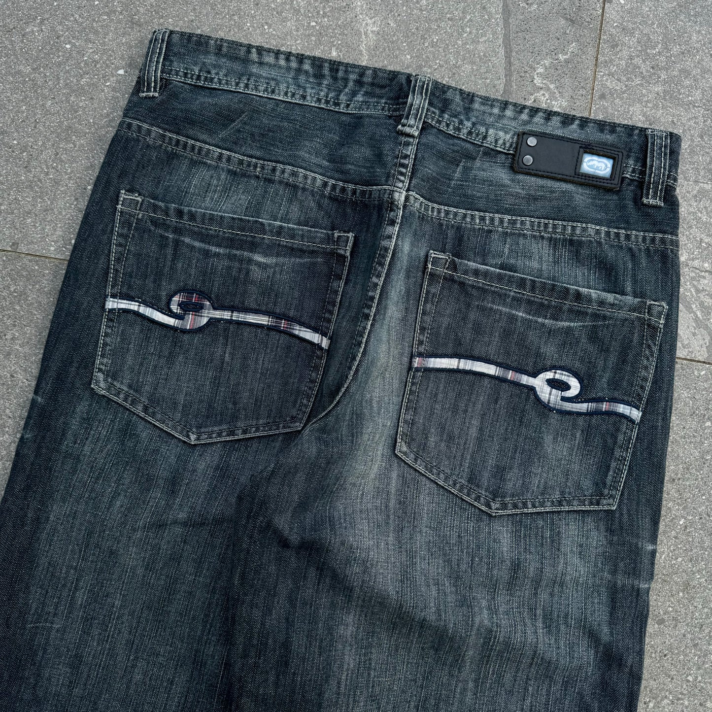 plaid pocket ecko jeans - 33x31”