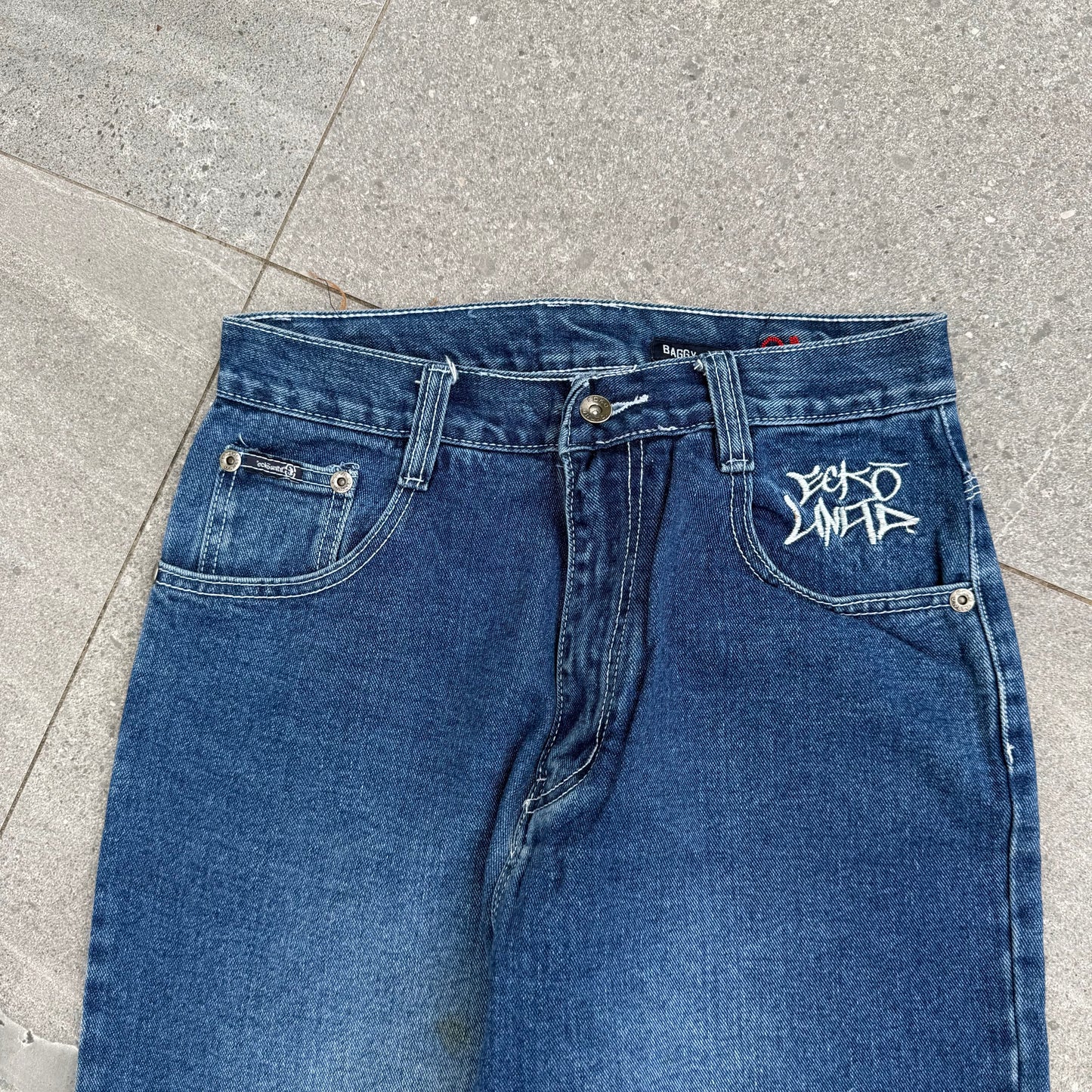 the grail of all grails - 28x29”