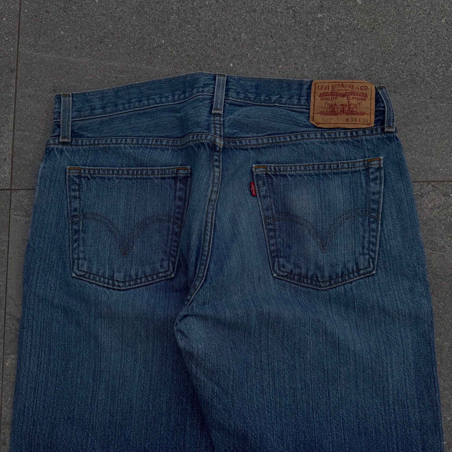 wash on these 527 bootcuts is gas - 34x32”
