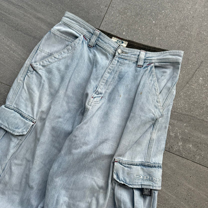 goated lightwash pikos - 33x31”