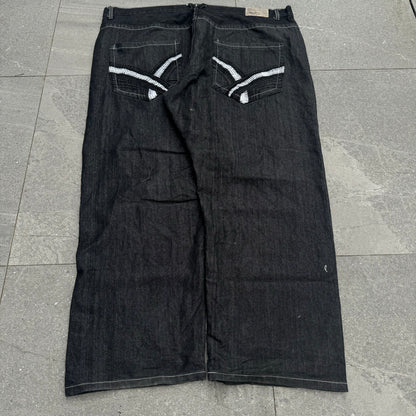 size 50 jeans ☠️☠️☠️ 50x33”