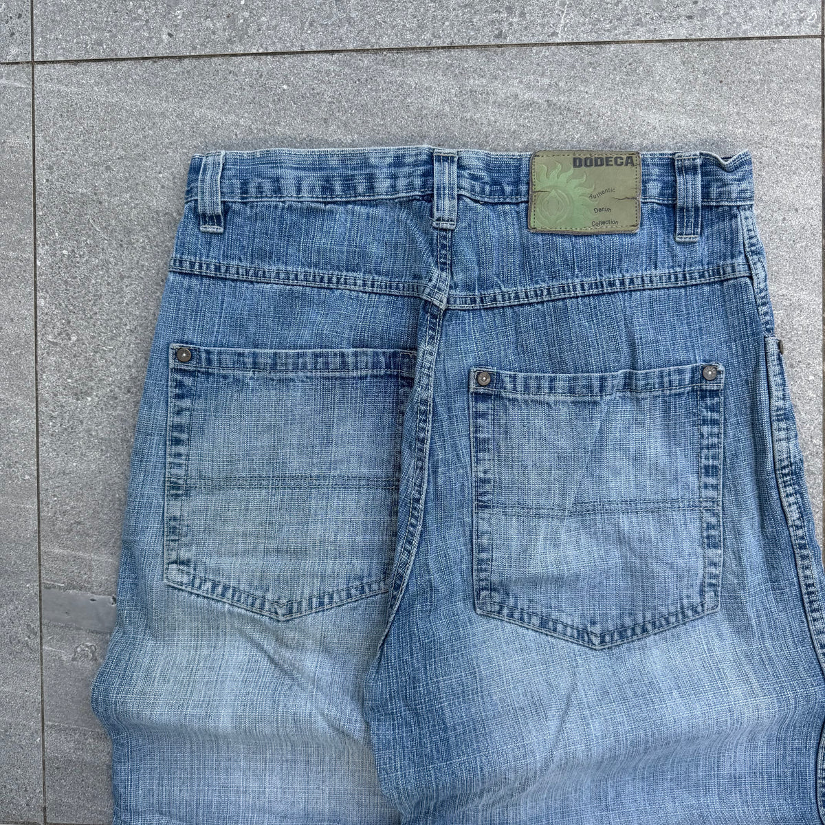 dodeca light wash baggies - 34x32”