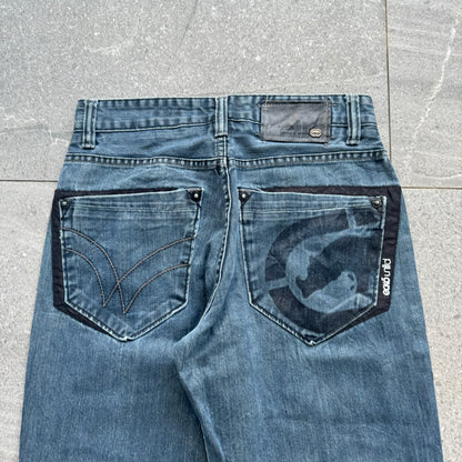 calm eckos - 30x30”