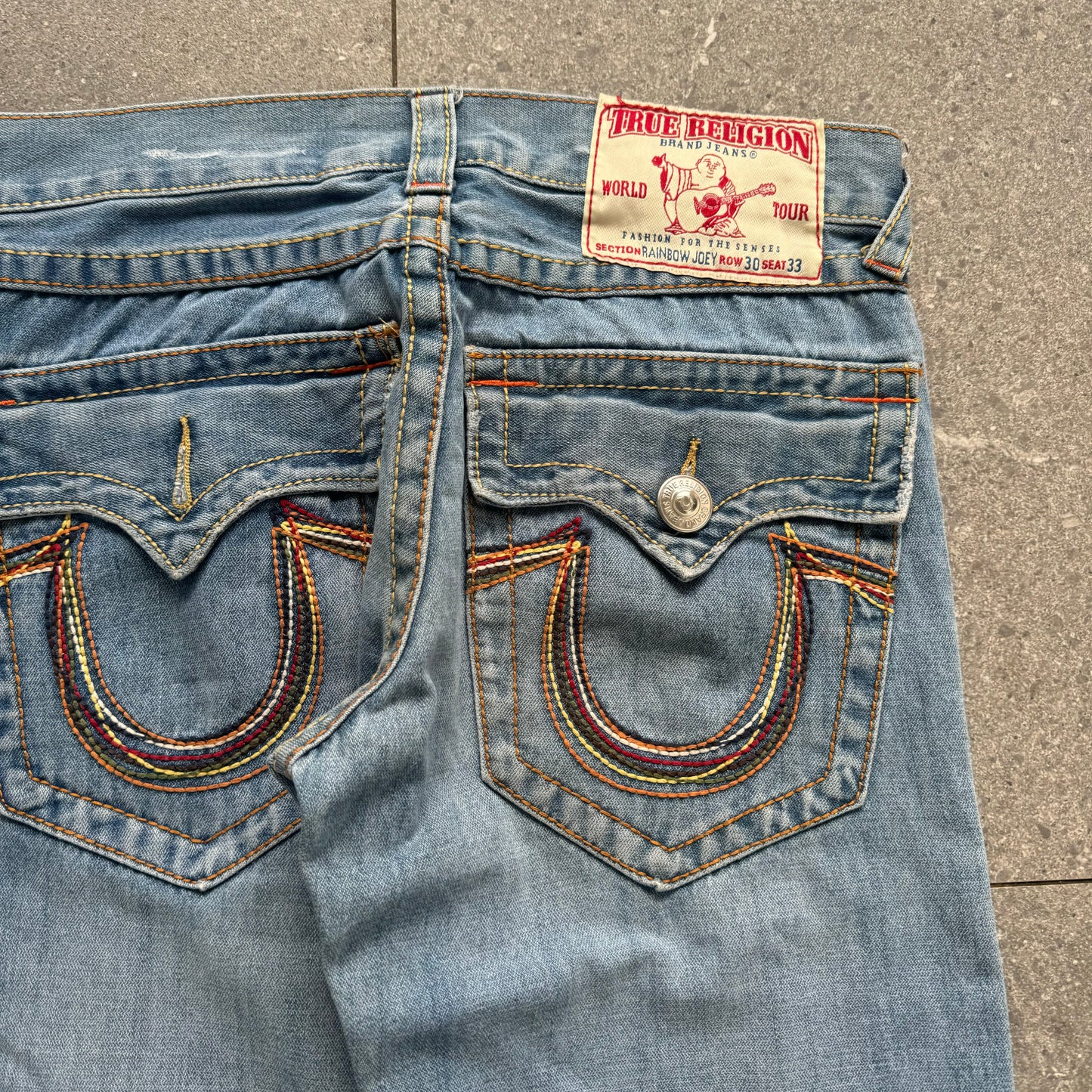 rainbow trueys - 31x32”