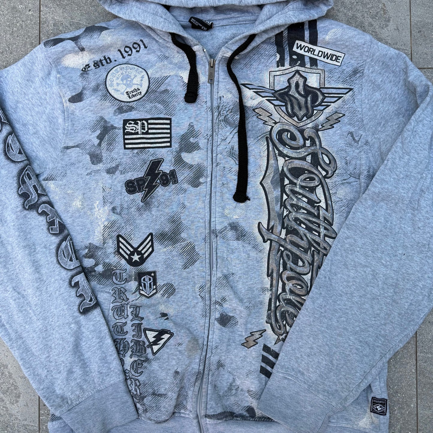 southpole emblem zip - L