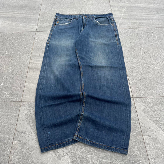 rocawear pocket hits - 36x32”