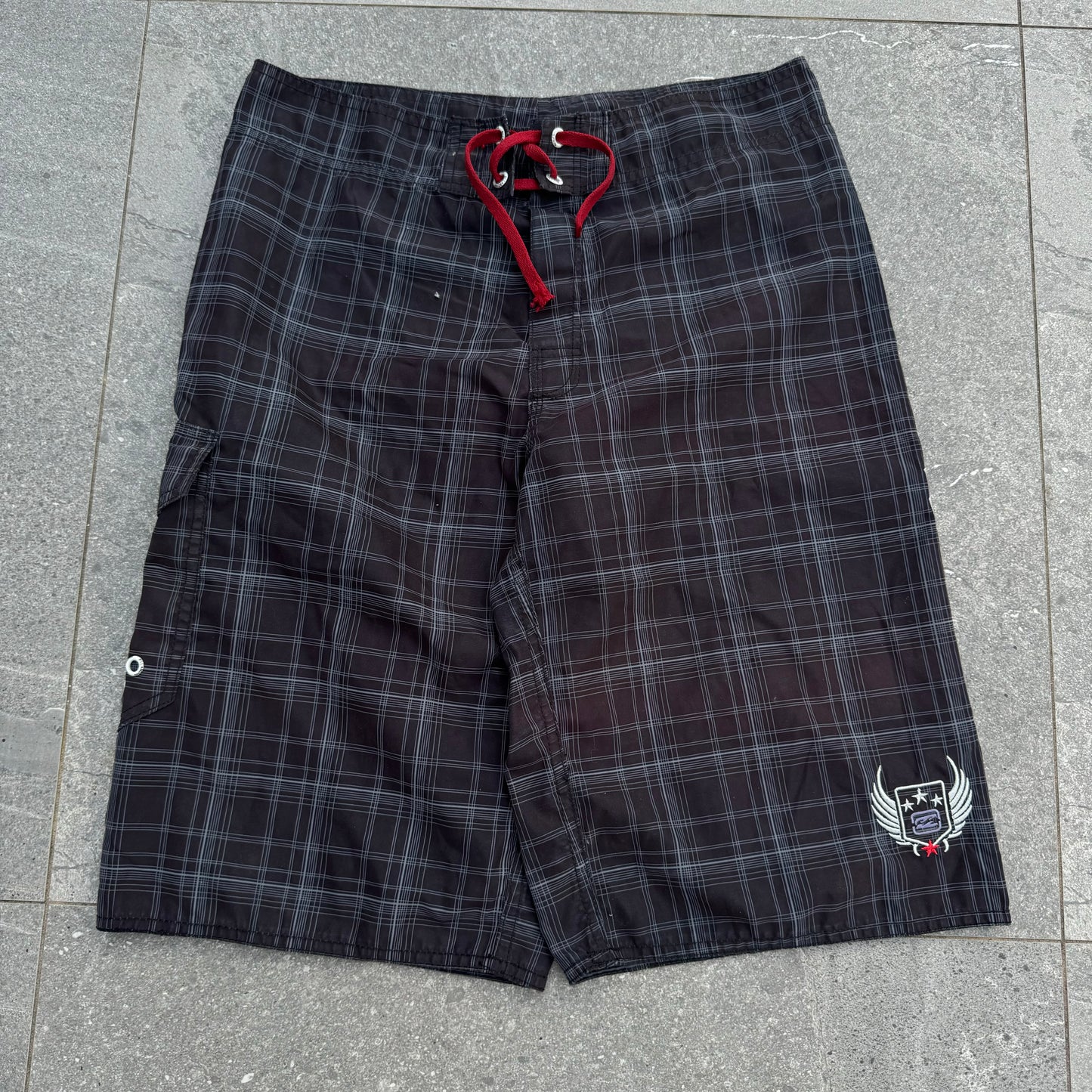 billabong boardies - 31x12”