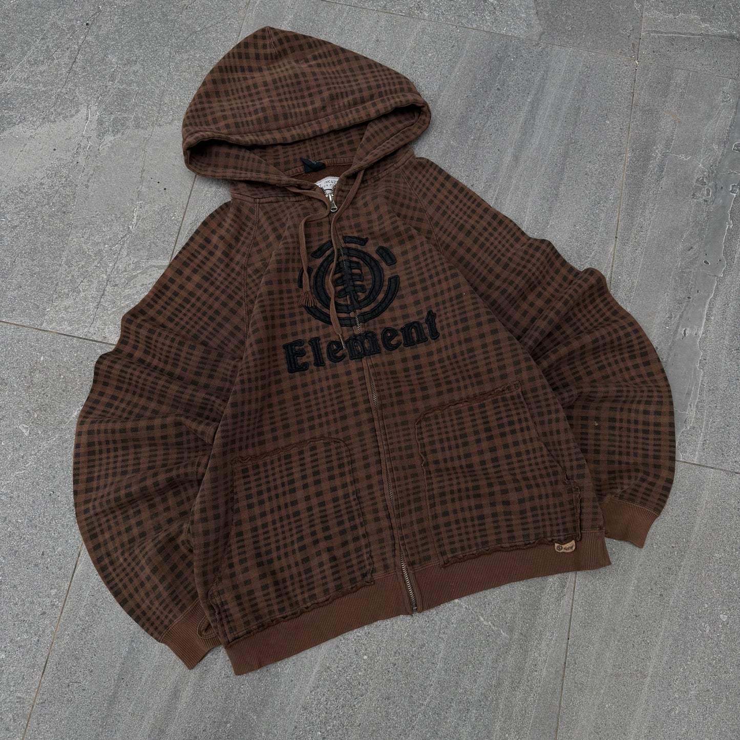 INSAEEEEEEEEEEEEEEEEE element choco plus - M