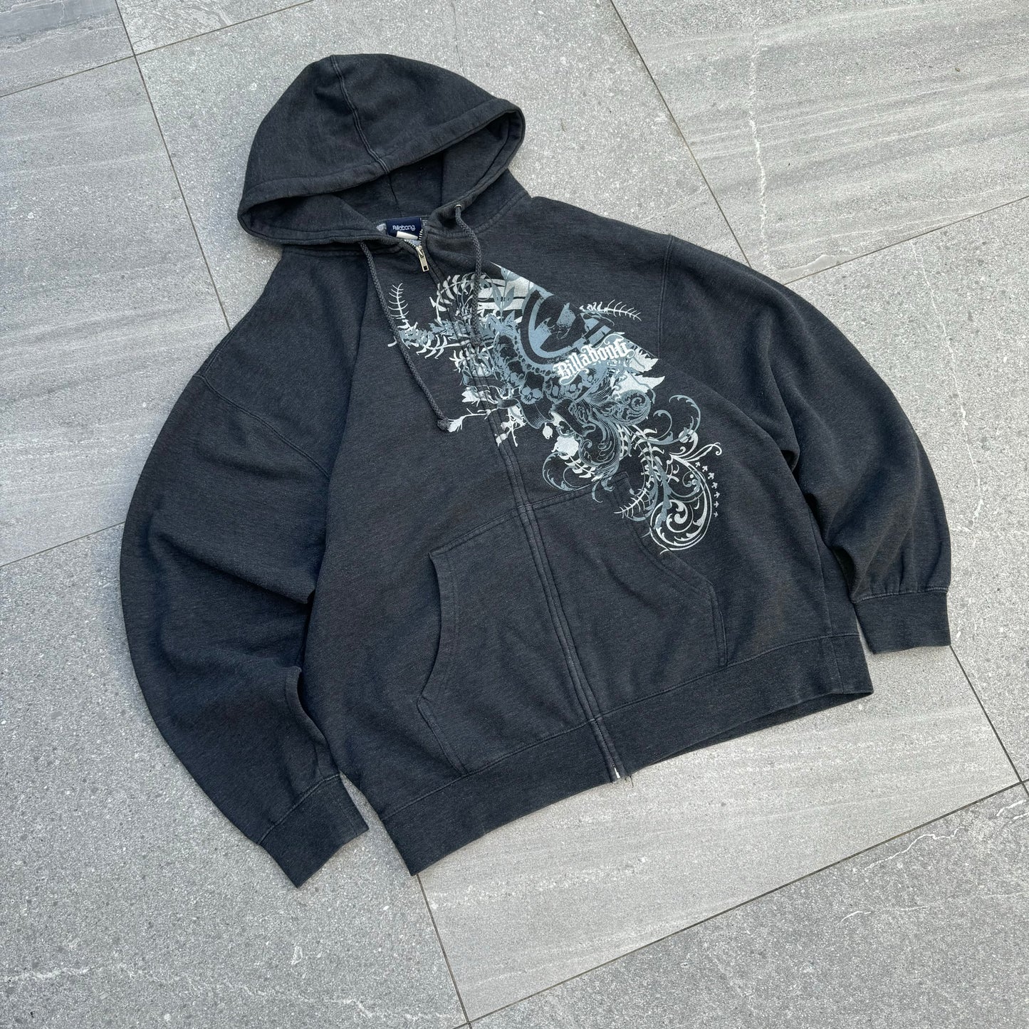 absolutely insane billabong hoodie - XL