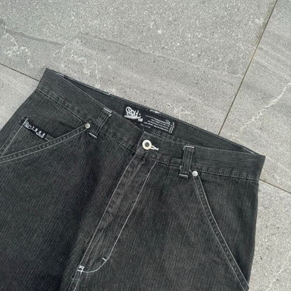 yes officer, this pair right here 32x31”