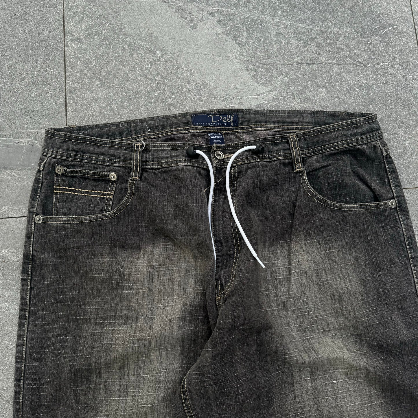 delf jeans - 42x32” (can fit most sizes tho)