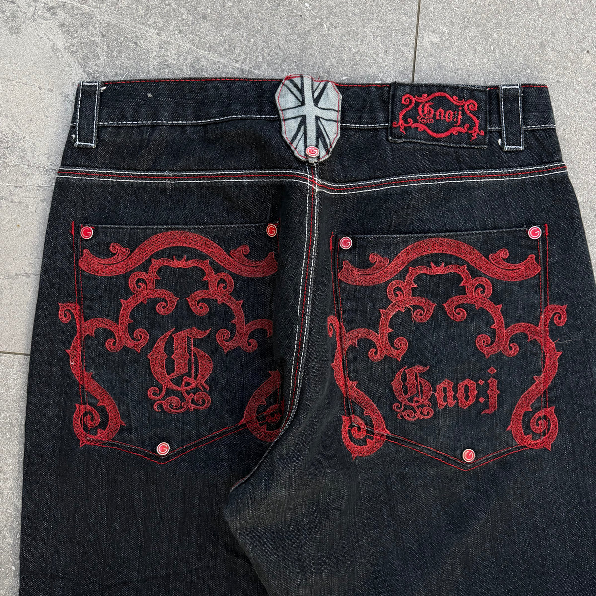 i came all over these. insane gaoj embroidered jeans - 36x30”