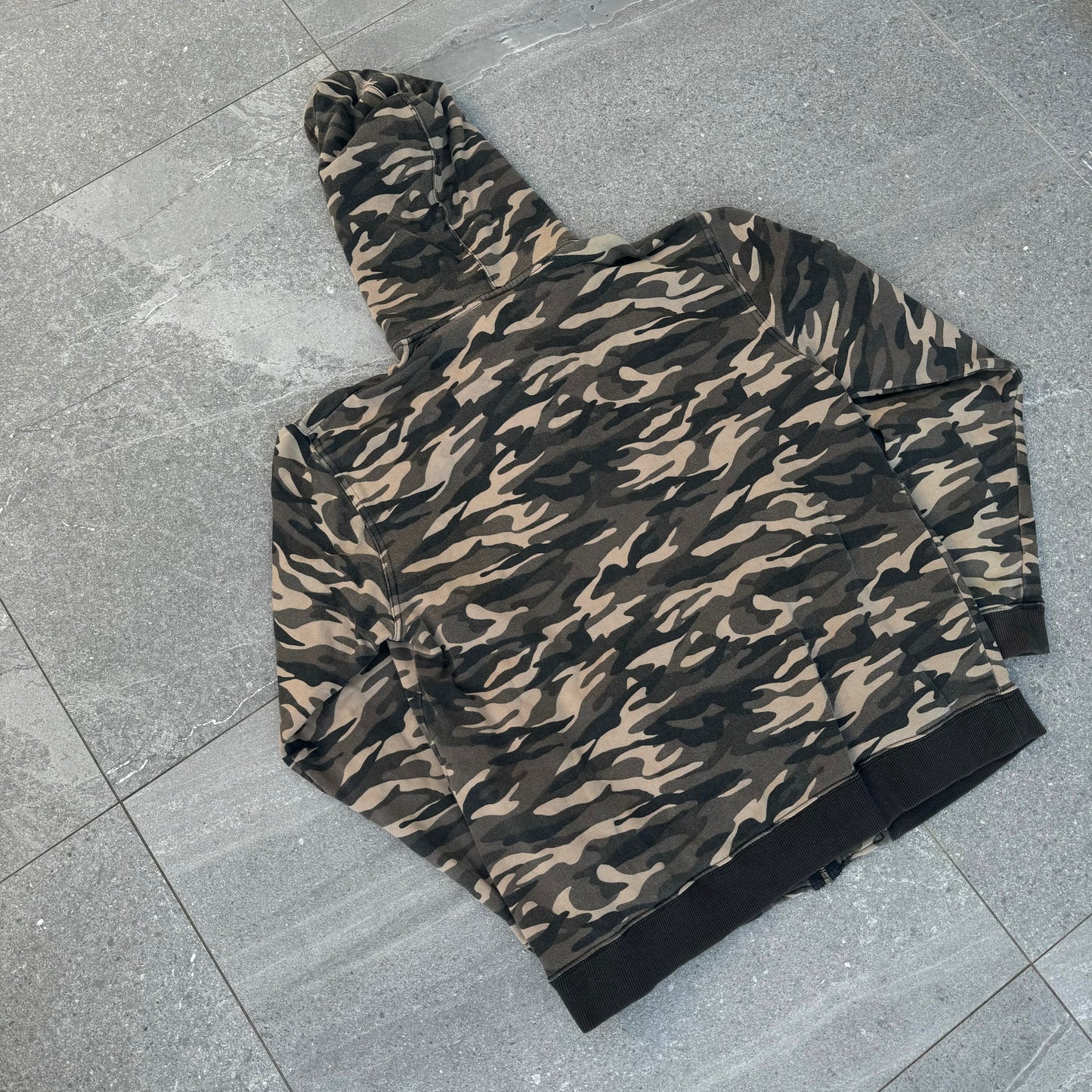 grail quiksilver camo zip - M