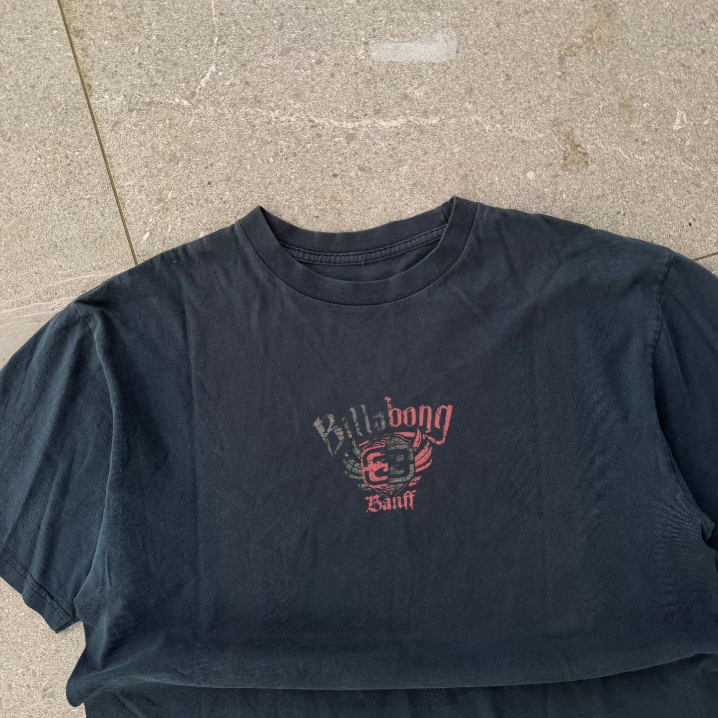 billabong banff tee - L