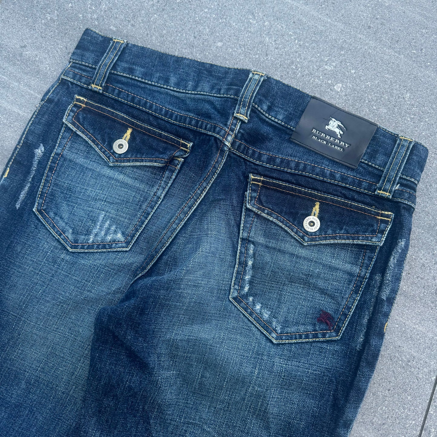 rareeeee burberry black label bootcuts - 33x34”