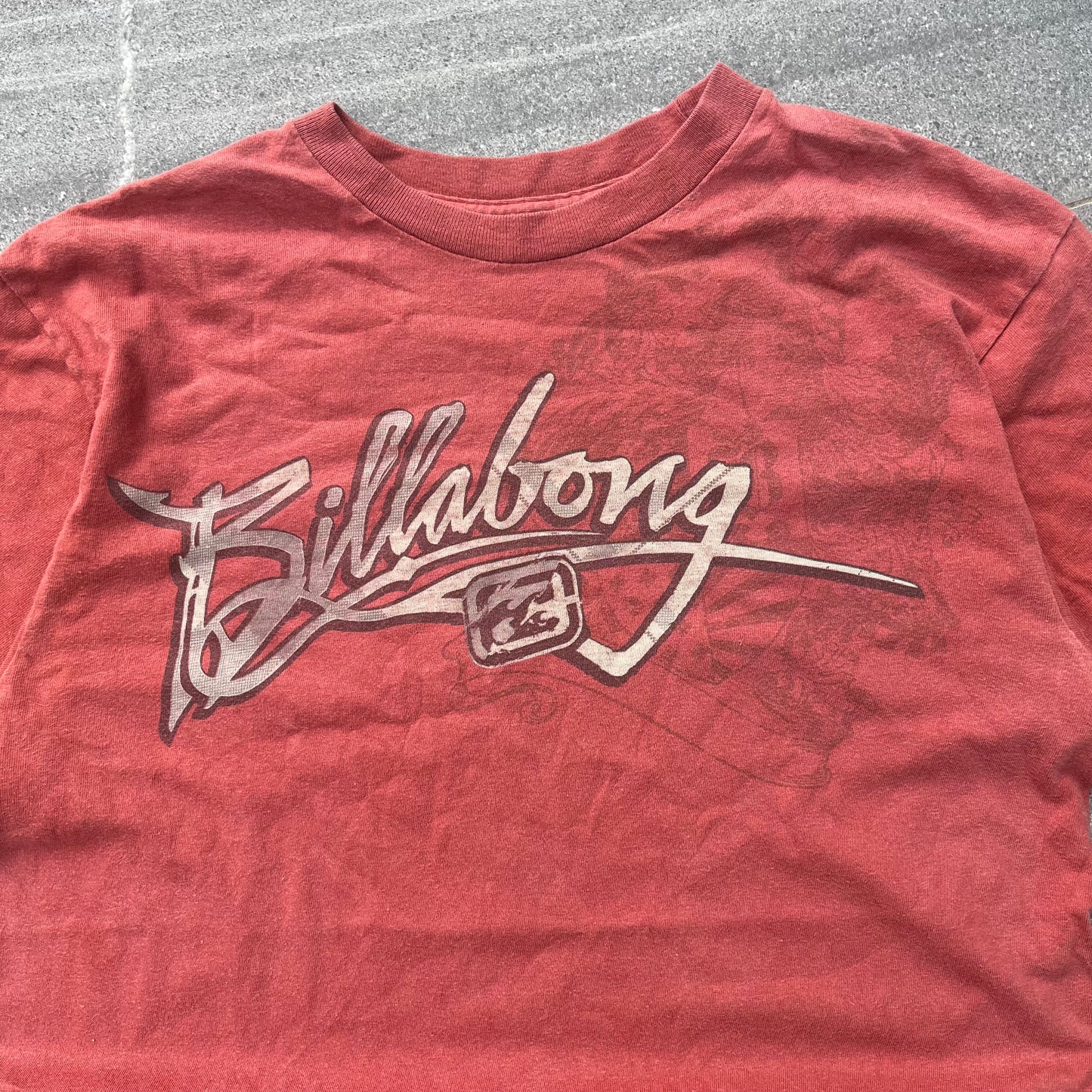 billabong spellout tee - M