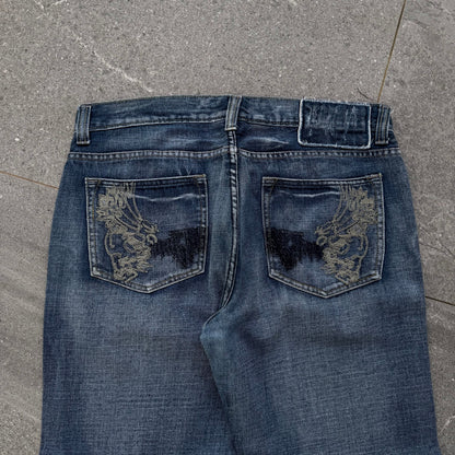 istg u will not find a pair with this wash/embroidery again. 36x31”