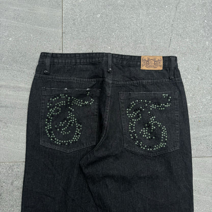 beautiful tank 🪖 jeans - 36x33” yipeeee