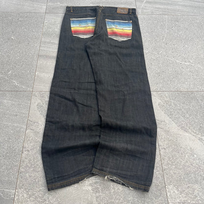 lng pocket hits - 36x33”