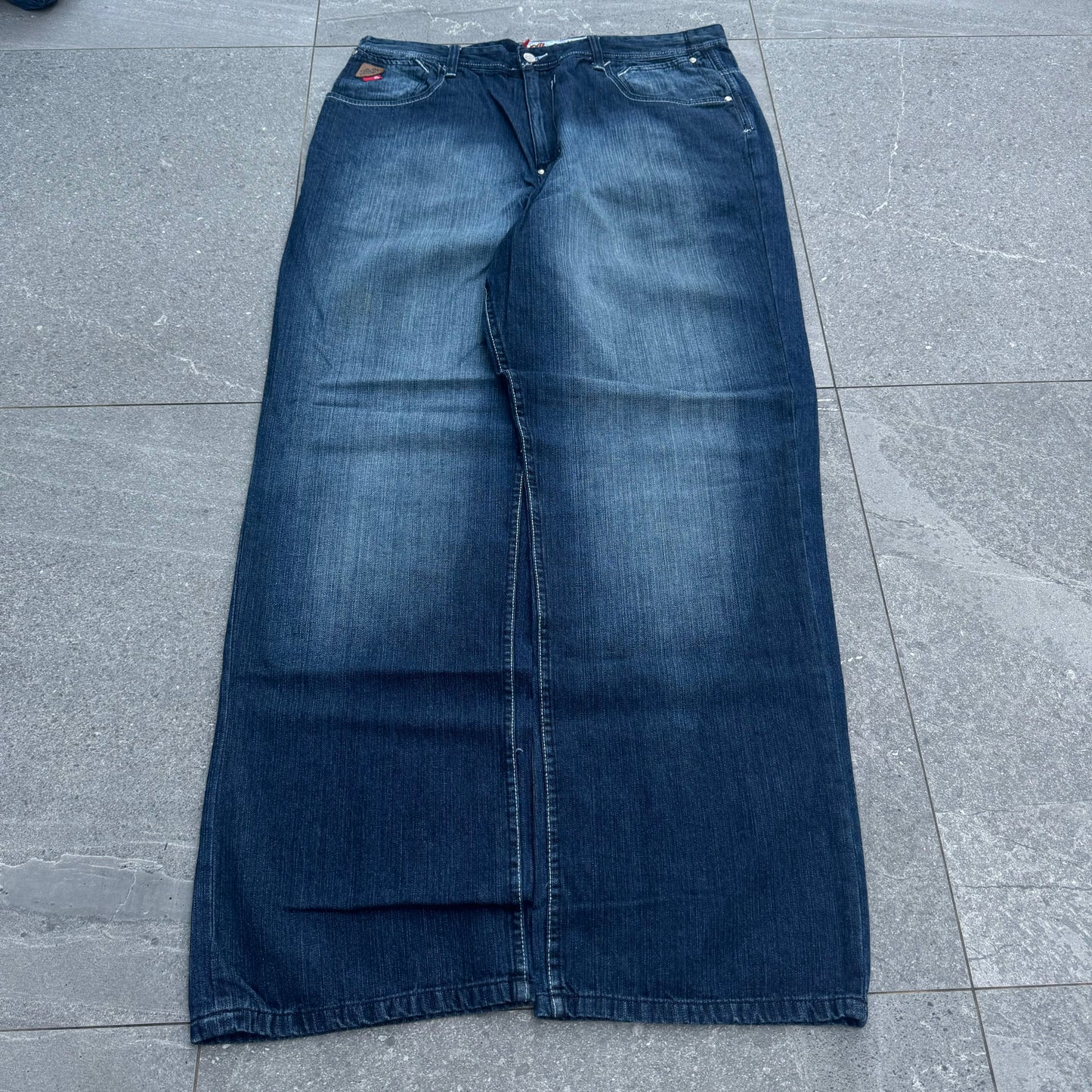 hard akademiks jeans - 38x34”