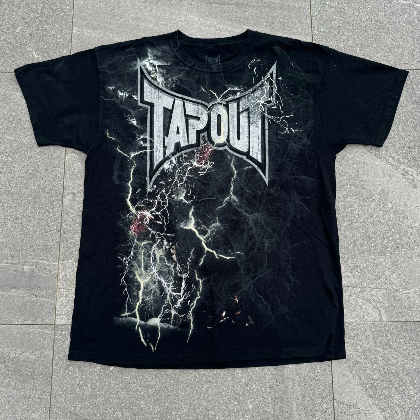 tapout lightning tee - XL