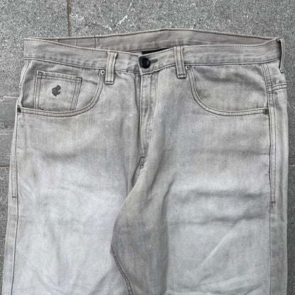 insane wash omgeeee concrete rocawear - 36x28”