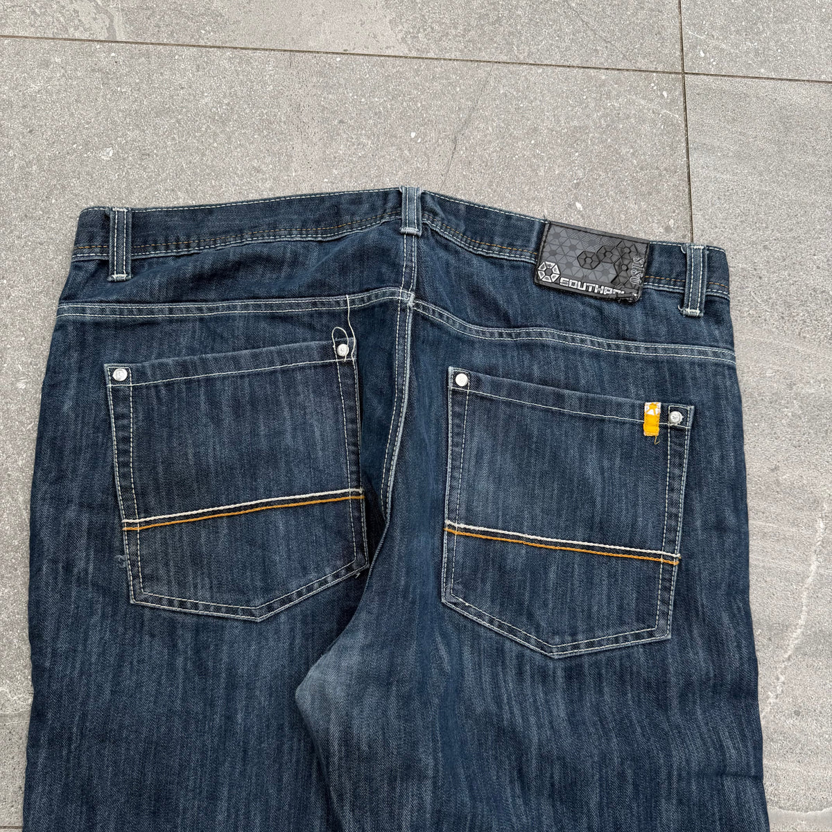 bootcut southpoles - 40x32”