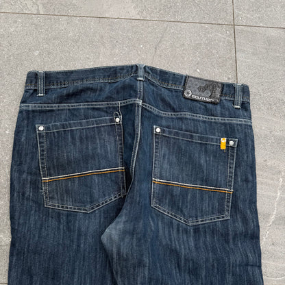 bootcut southpoles - 40x32”