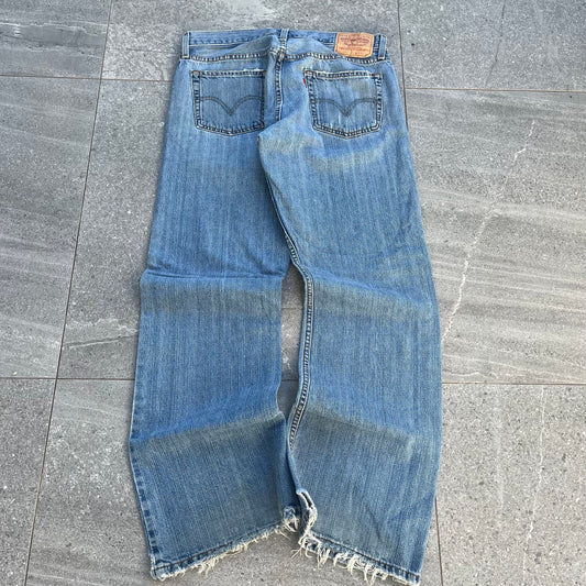 gorgeous levi 527 low bootcut - 32x32”