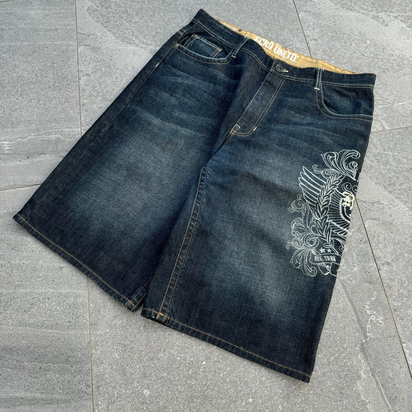 insane ecko jorts - 40”
