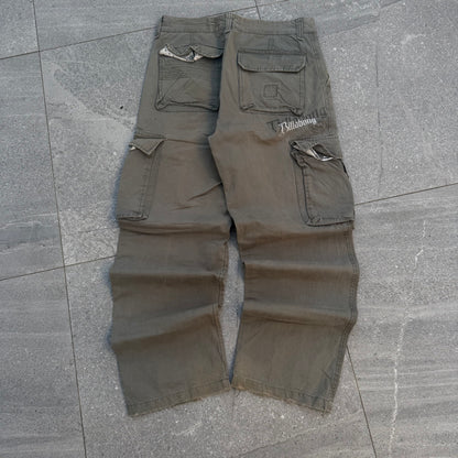 beautiful billabong army cargos ✌️ - 34x31”