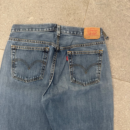 levi’s noveau bootcuts - 30x30”