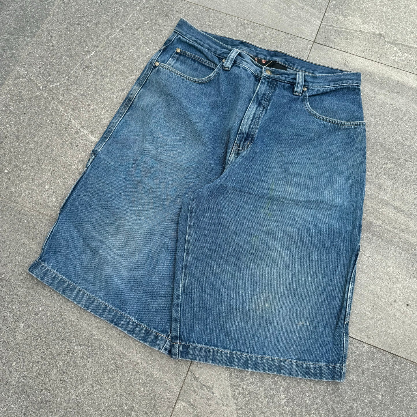 rocawear jorts - 36x13.5”