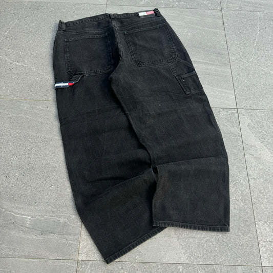 perfect black tommy jeans - 40x32”