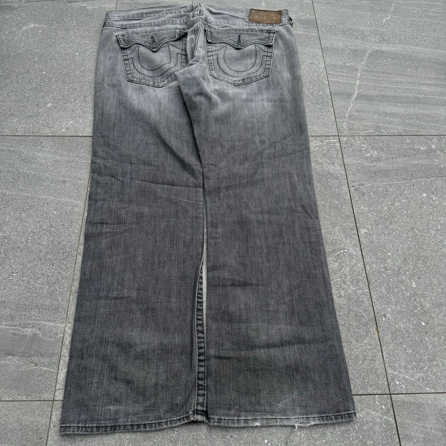 cleanest faded trues - 42x34”