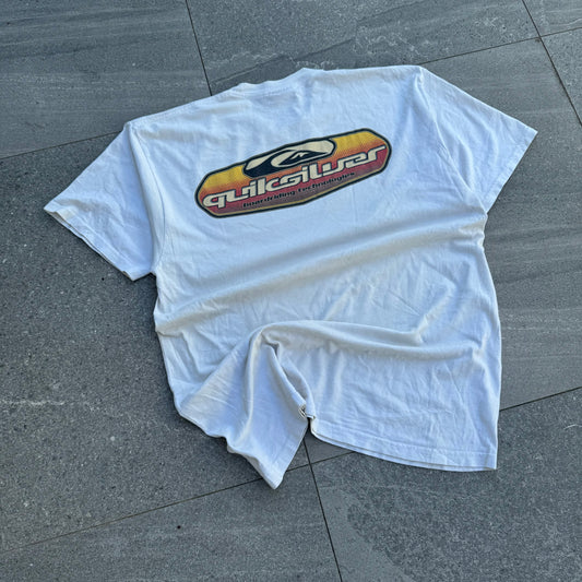 super clean quiksilver tee - L