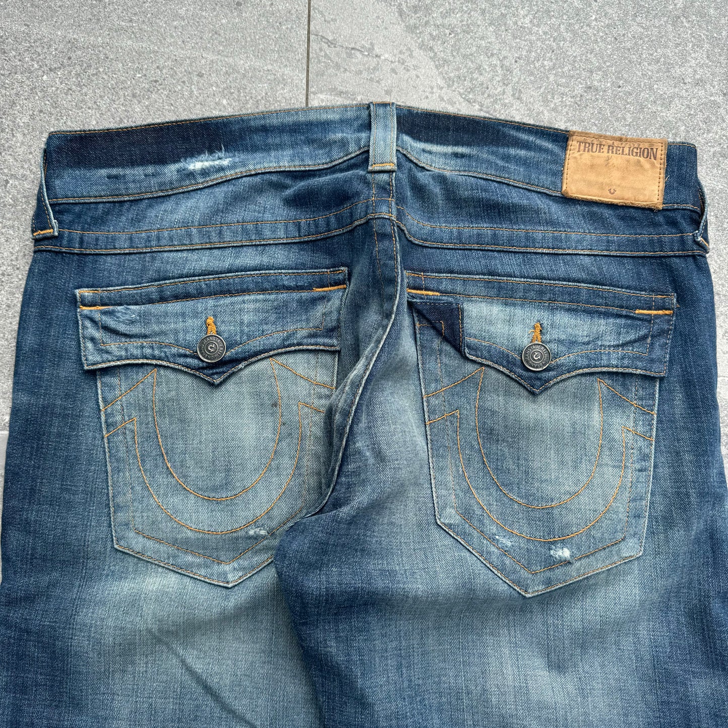 truey straight legs - 36x35”