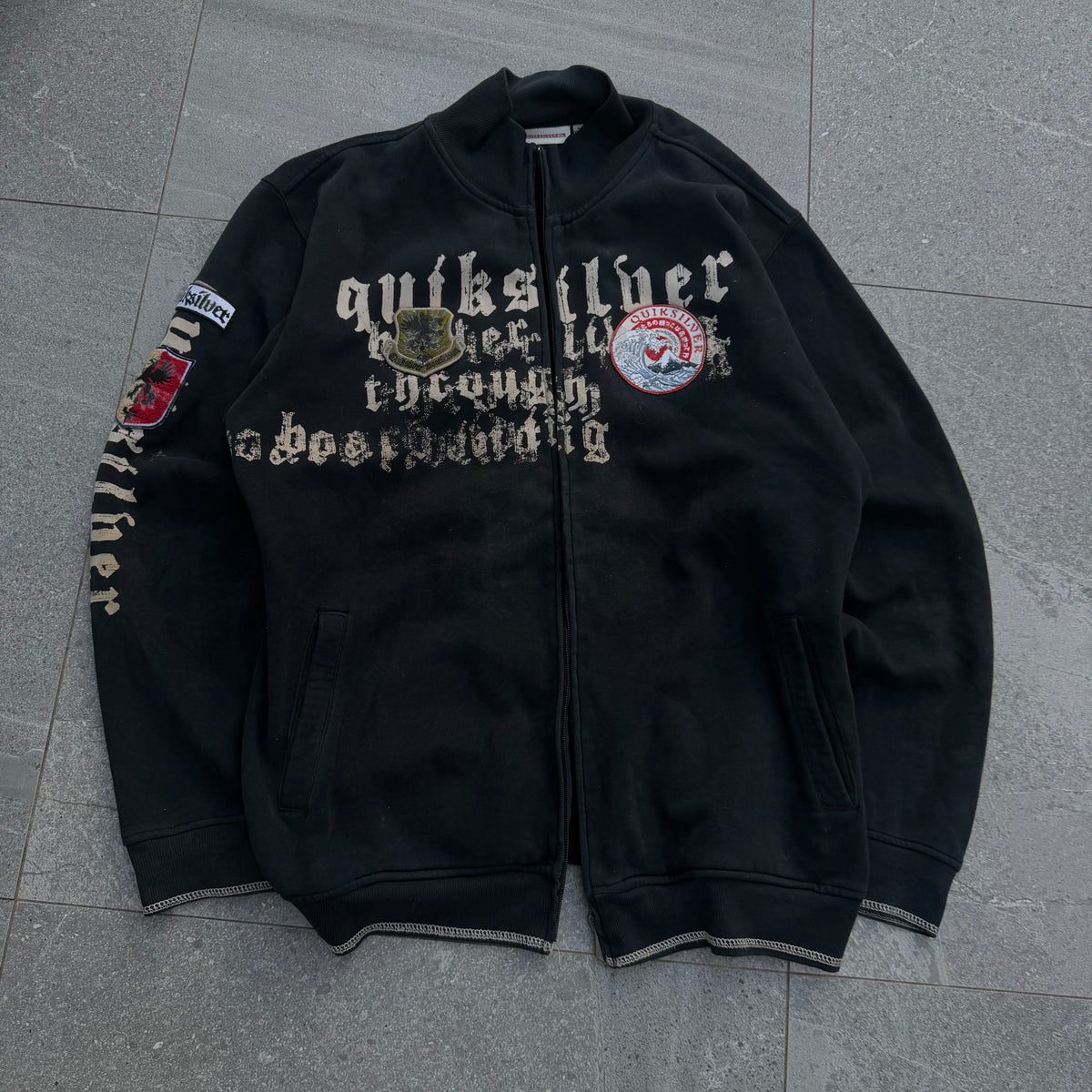 grail quiksilver zip - XL