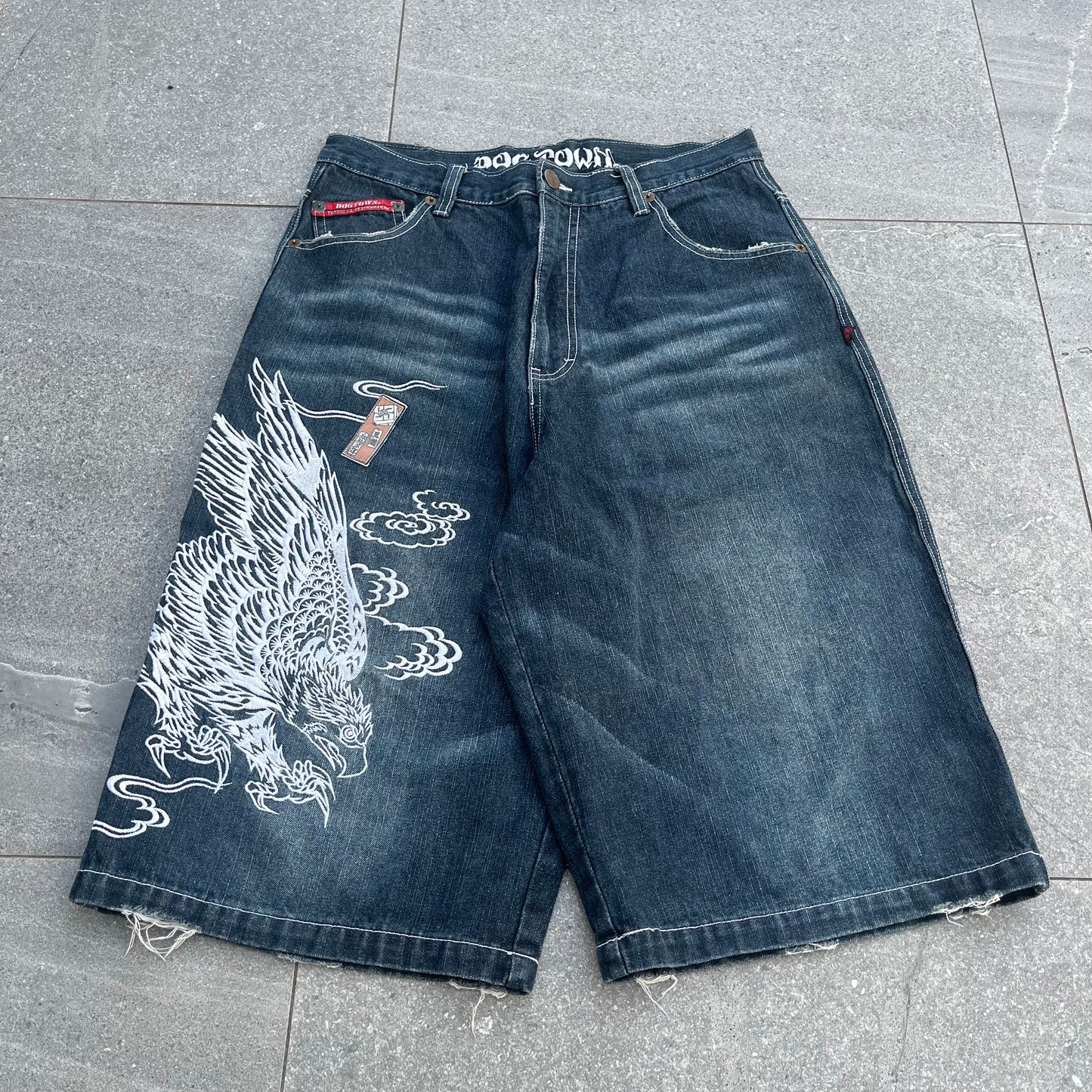 absolutely goated dogtown jorts - 34x15”