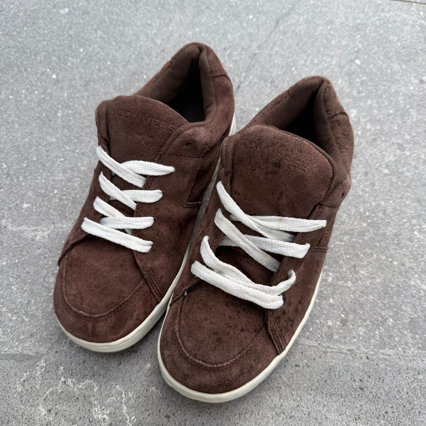 graaaail brown converse 🍂 8.5US