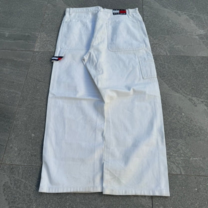 white tommy jeans - 36x29”