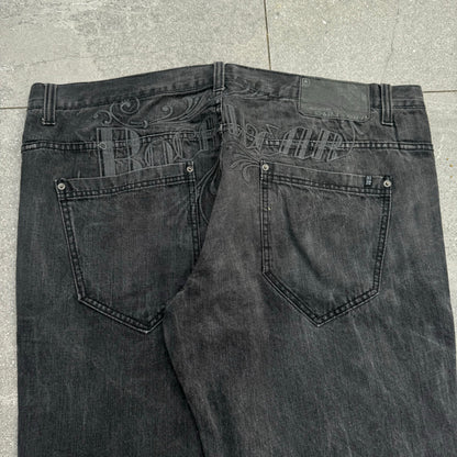 huge rocawear back hits - 46x32”