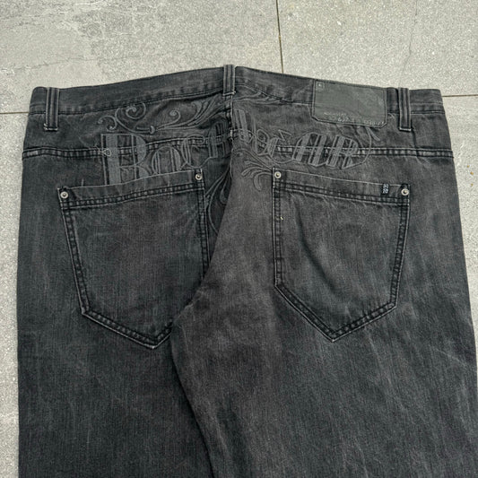 huge rocawear back hits - 46x32”