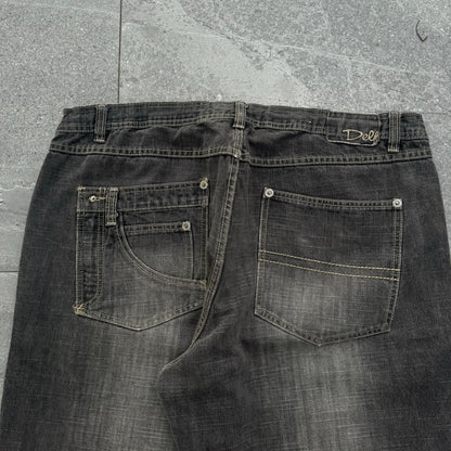 delf jeans - 42x32” (can fit most sizes tho)