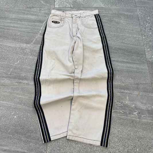settler striped creme banger - 26x25”
