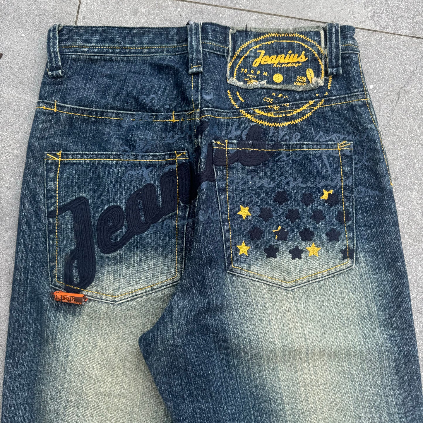 gorgeous akademiks faded bootcuts - 30x32”